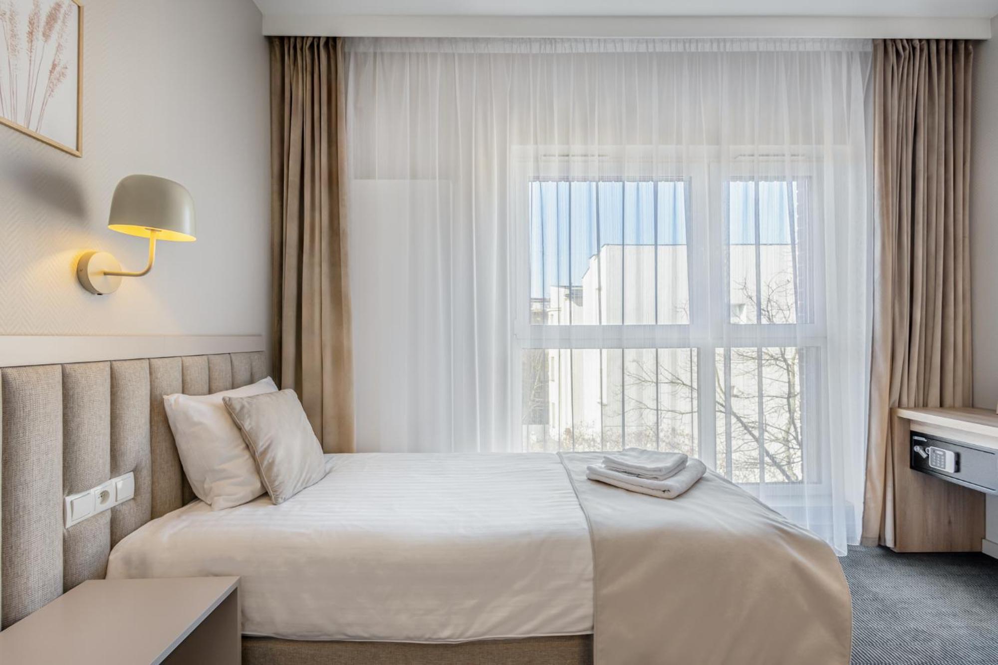 Apartamenty Wolnosci 6 Self Check-In 24H Poznań Buitenkant foto