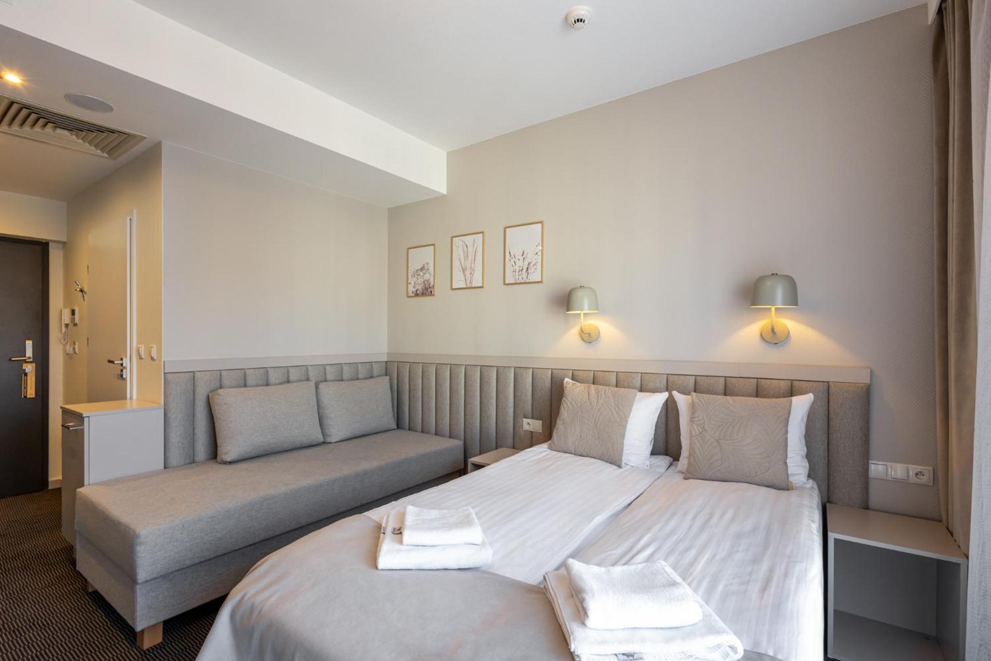 Apartamenty Wolnosci 6 Self Check-In 24H Poznań Buitenkant foto